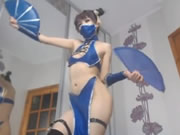 Cosplay Ninja Mädchen Masturbation in Webcam
